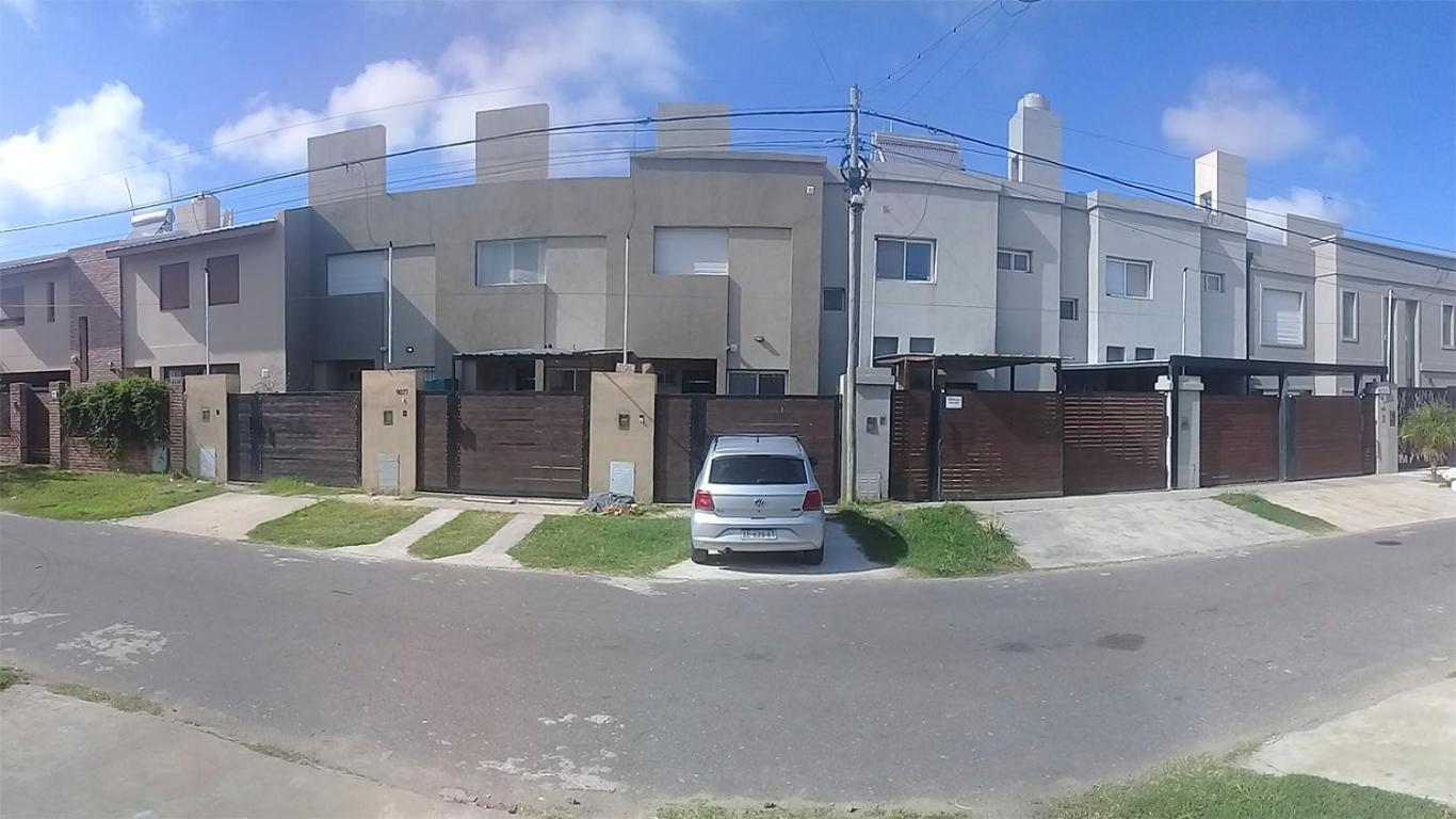 Italia Fisherton Homestay Rosario